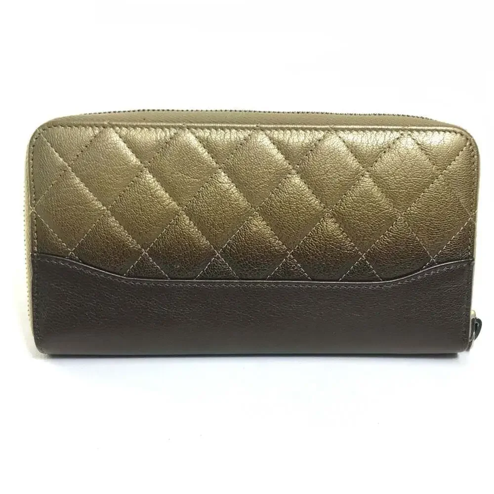 CHANEL Gold Wallet